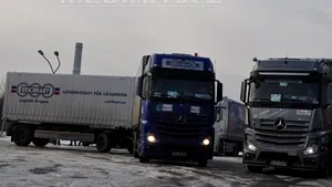 Peste 30 de imigranţi dintr-un camion înmatriculat în România, reţinuţi la graniţa bulgaro-turcă