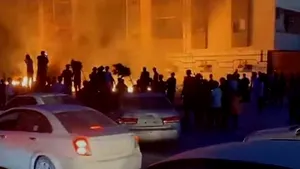 Incidente grave în Libia. Protestatarii au pătruns în Parlament. Forţele de securitate s-au retras de la faţa locului
