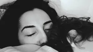 Prezentatoarea TV Emma Zeicescu se desparte de bărbatul cu care are şi un băieţel. Cum a anunţat ruptura