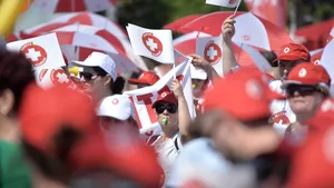 Consilierul ministrului Muncii, după ce aproape 10.000 de angajaţi din Sănătate au protestat în faţa Guvernului: Sindicaliştii păcălesc oamenii şi îi scot în stradă aiurea 