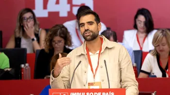 INTERVIU EXCLUSIV Victor Camino, deputat de Valencia: „Românii din Spania au contribuit decisiv la societatea noastră în ultimii 20 de ani” | VIDEO
