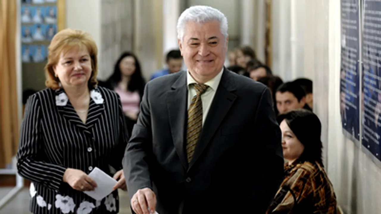 Partidul Comuniştilor din R. Moldova câştigă detaşat alegerile - exit poll