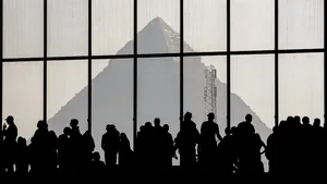 TURISM Țara din Orient, vizitată de români, care raționalizează energia. Închide cafenelele mai devreme și reduce iluminatul pe străzi