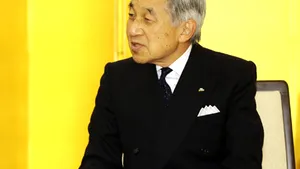 Împăratul Japoniei suferă de hemoragii stomacale - presă