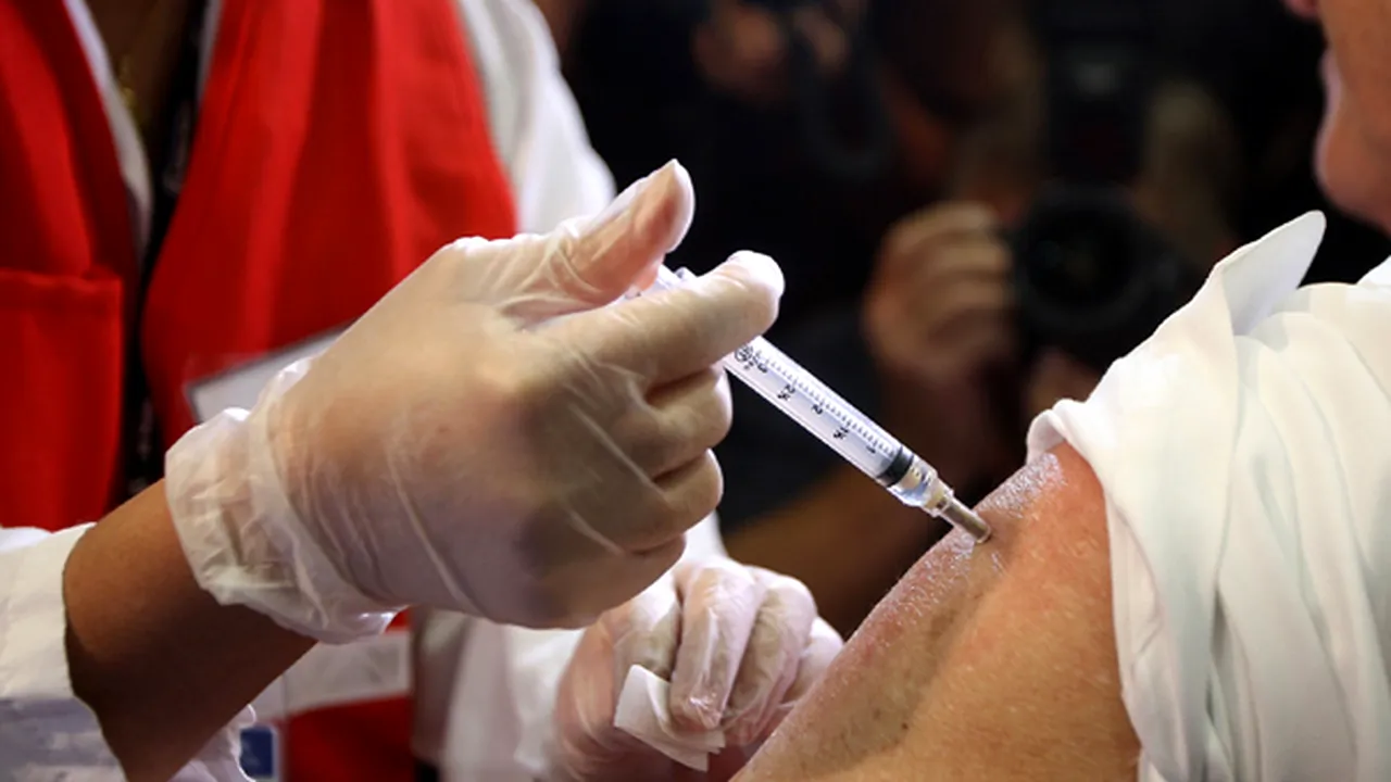 Savu (ANMDM): România nu are pe piaţă vaccinul Fluad, care ar fi provocat trei decese în Italia