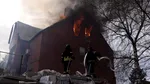 Dronele rusești declanșează incendii în regiunea Harkov, zeci de persoane au fost rănite