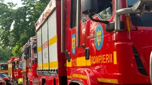 Explozie urmată de un incendiu în Arad. Pompierii intervin pe Calea Victoriei