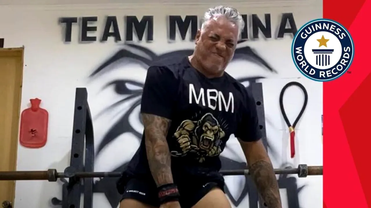 Record mondial incredibil. Un bărbat a ridicat 159 de kilograme cu un singur deget