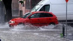 SOCIAL Vreme rea în România. Ploi, lapoviță și ninsoare. Cod galben în 8 județe