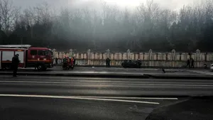 Accident în zona Palatului Parlamentului, unde are loc CEx PSD: Două maşini s-au ciocnit