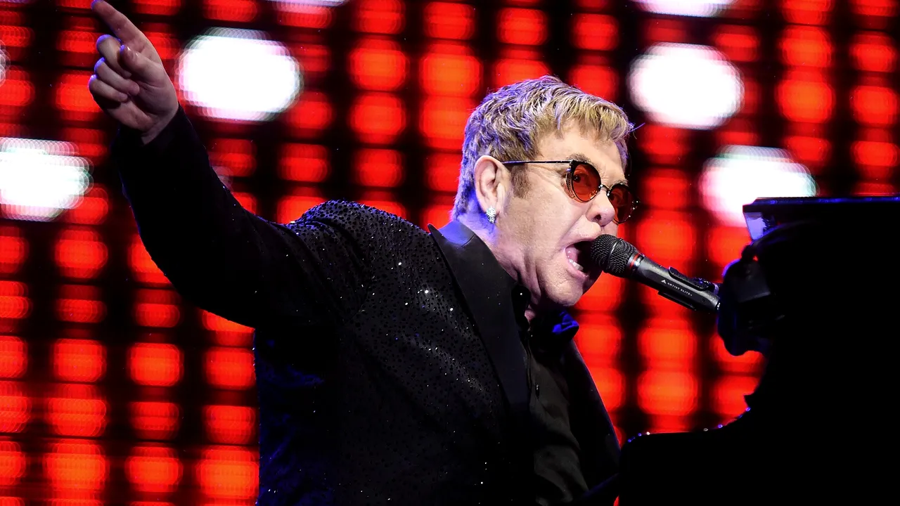 Elton John şi prinţul Harry au lansat o iniţiativă anti-SIDA, în valoare de 1,2 miliarde de dolari