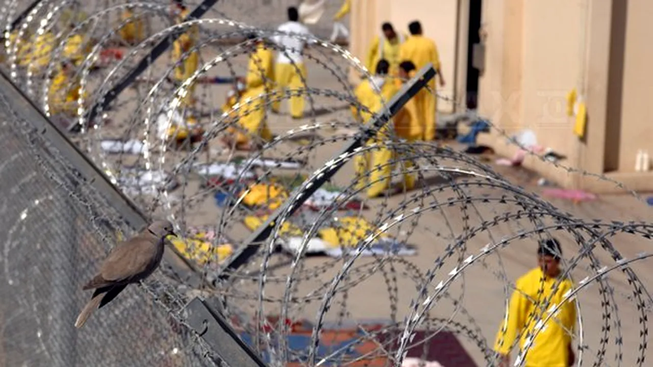 Transferul penitenciarului Camp Cropper pune capăt unui aspect controversat al prezenţei SUA în Irak