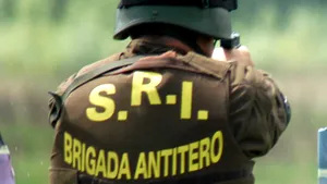 Un militar din brigada antiteroristă a SRI s-a împuşcat în mână (Video)