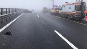 Accident în lanţ pe Autostrada Transilvania. Trei persoane, între care un copil, rănite - FOTO, VIDEO