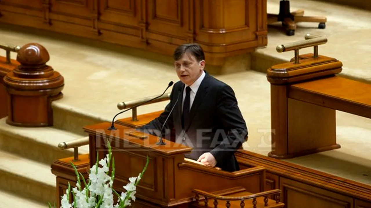 Antonescu: Luni, în şedinţa PNL, mă voi retrage din partid, un vicepreşedinte va prelua şefia