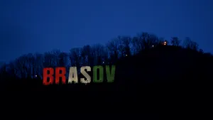 Braşov. Literele de pe Tâmpa vor fi iluminate astăzi în culorile drapelului Ungariei