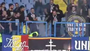 Incidente între suporterii români şi organizatori, la meciul cu Armenia, pe tema afişării bannerelor 