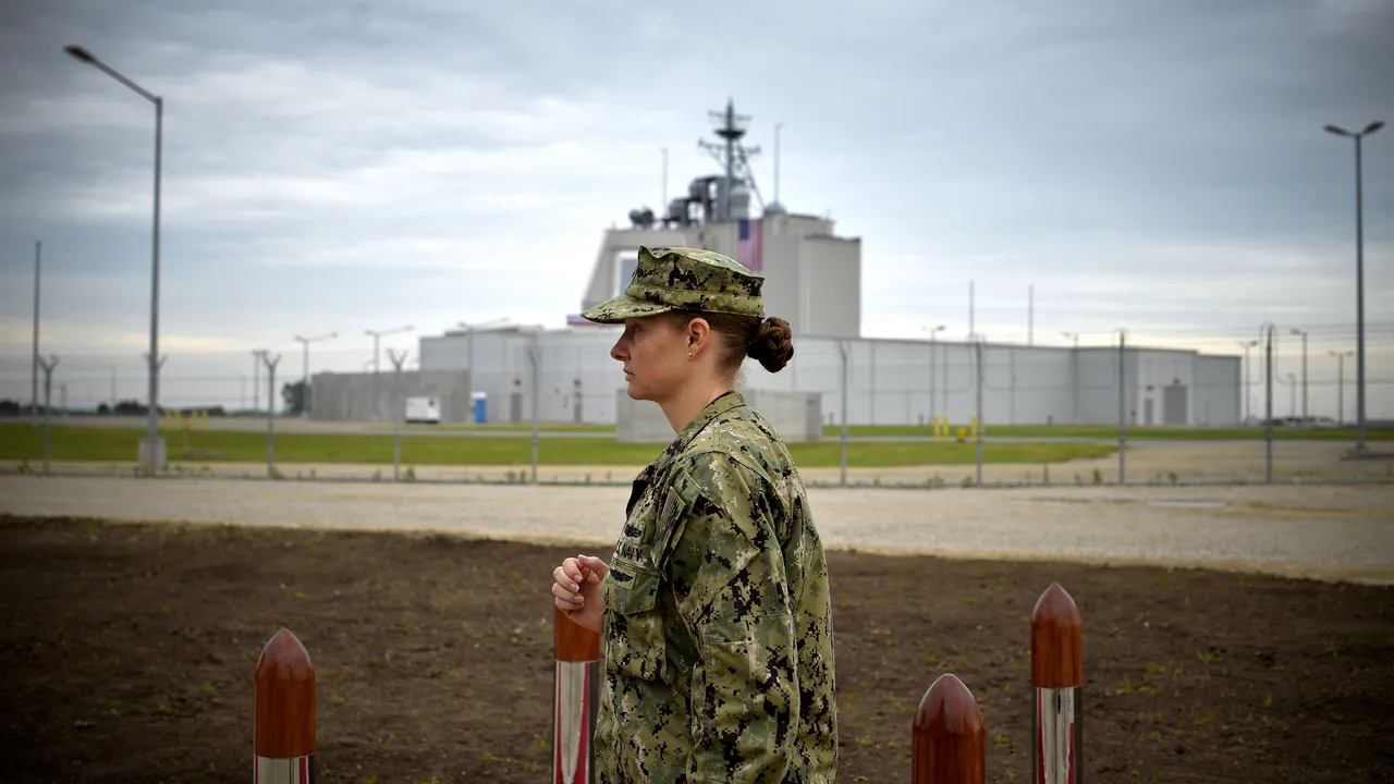 NATO anunţă finalizarea actualizării tehnice a sistemului antibalistic Aegis de la Deveselu | FOTO