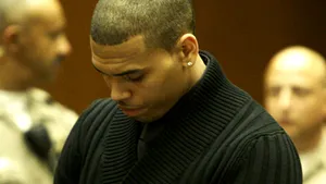 Rihanna va depune mărturie împotriva lui Chris Brown
