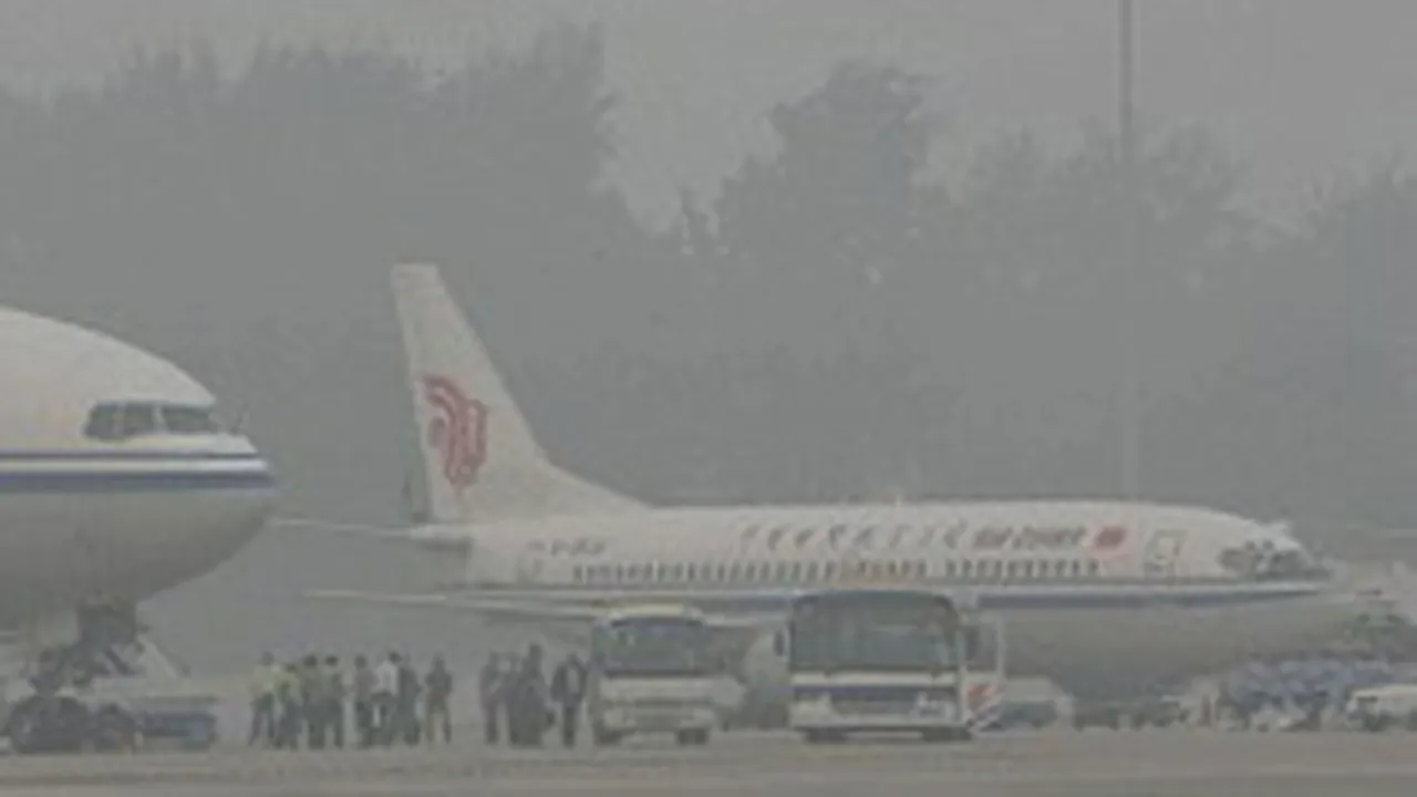 O cursă aeriană de pe ruta Milano-Bucureşti, redirecţionată către Sofia