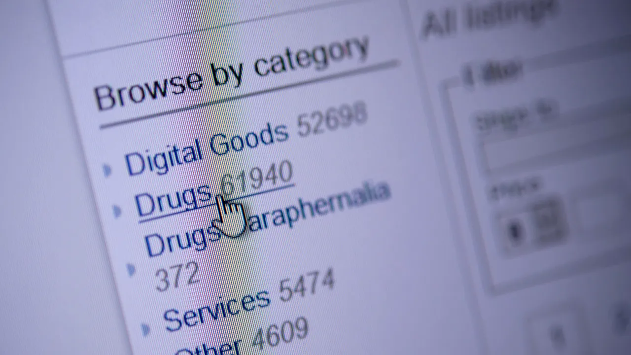 Marina americană: nu cumpăraţi LSD de pe Dark Web