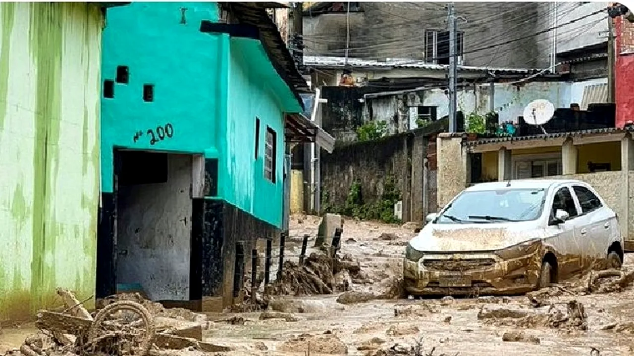Zeci de persoane au decedat în urma furtunilor care au lovit coasta braziliană