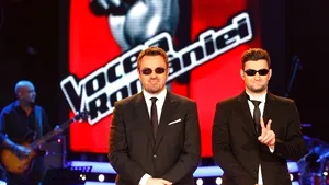 VOCEA ROMÂNIEI, a treia ediţie LIVE: Smiley şi Brenciu şi-au adus pe scenă echipele. Cine sunt concurenţii care merg mai departe