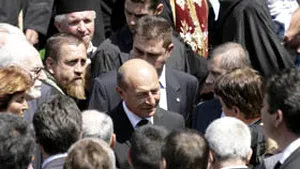 Băsescu: Libertatea BOR îşi are expresia deplină în întronizarea noului patriarh