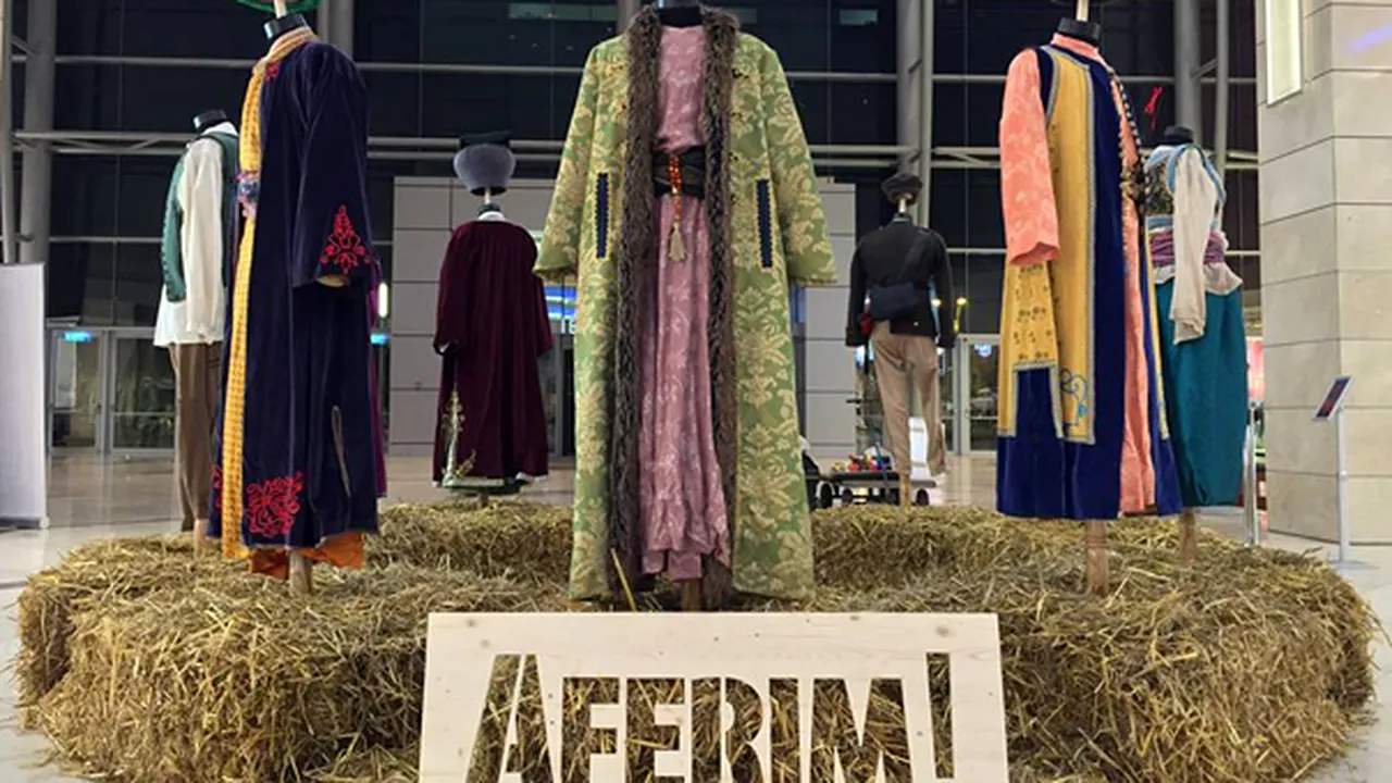 Costumele din 