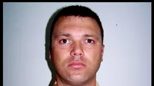 Convoiul cu trupul militarului ucis în Afganistan a ajuns la Râşnov (Video)