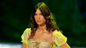 Alina Puşcău, prima româncă pe coperta Playboy USA