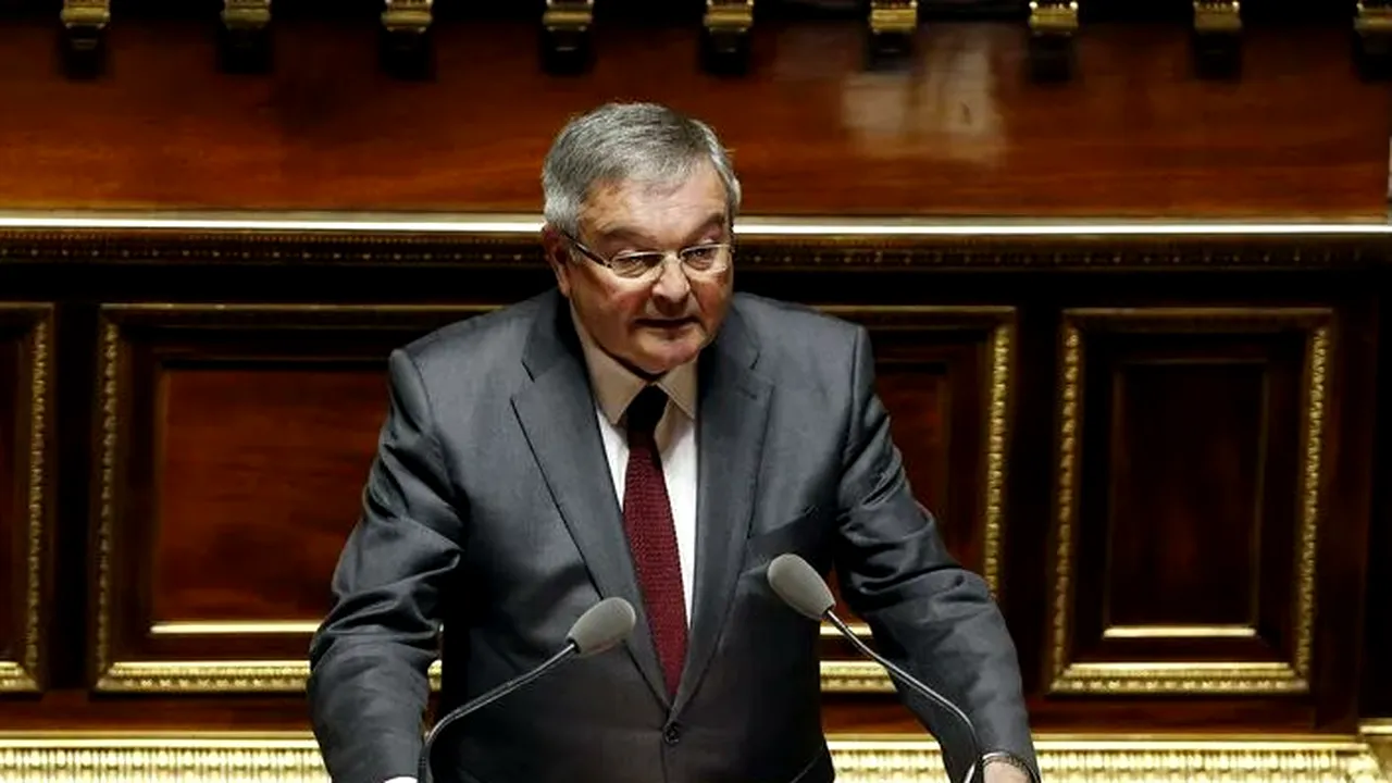 Fost ministru de Justiţie din Franţa, condamnat pentru că şi-a angajat rudele la Senat în mod fictiv