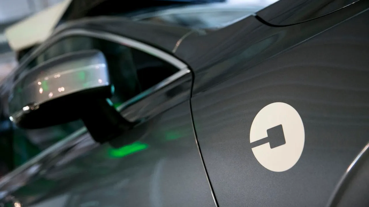 Noile reglementări din legea care vizează serviciile ridesharing au intrat în vigoare 