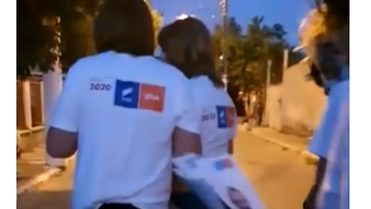 Filmări cu falşi voluntari USR PLUS, deghizaţi în homosexuali, distribuite pe conturi asociate PSD. A început campania murdară pe Facebook 