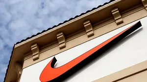 Nike a cumpărat o companie de adidaşi virtuali pentru a-i vinde în Metaverse