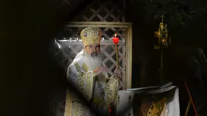 COMENTARIU | Marius Oprea: ÎPS Teodosie, faţă cu Garcea: ”Am îndurat destul!”