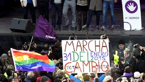 Spaniolii vor să schimbe peisajul politic al ţării la alegerile de anul acesta, potrivit sondajelor