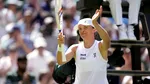 Wimbledon 2026: Iga Swiatek o învinge pe Pliskova și intră într-un club select al tenisului mondial