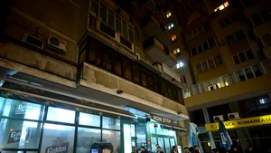 Primele imagini VIDEO cu bărbatul care ar fi agresat sexual o femeie la staţia de metrou Lujerului. Individul, arestat pentru 30 de zile
