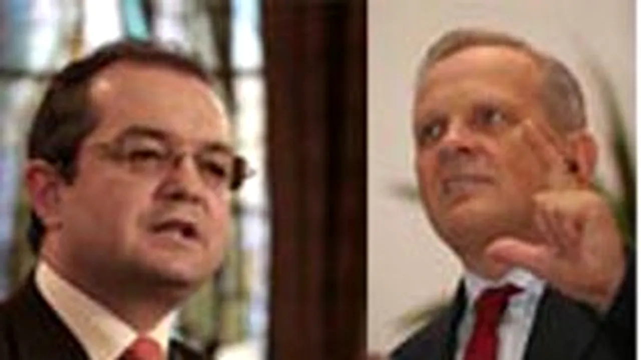 PD şi PLD depun două moţiuni simple la Camera Deputaţilor