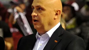 Fanii Rapidului plătesc în locul patronului datoria la Fisc, dar vor ca Moraru să plece