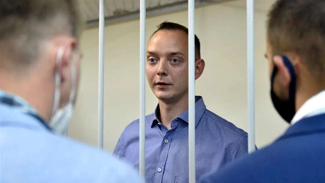 Fostul jurnalist rus Ivan Safranov, acuzat că a divulgat secrete militare, rămâne în arest