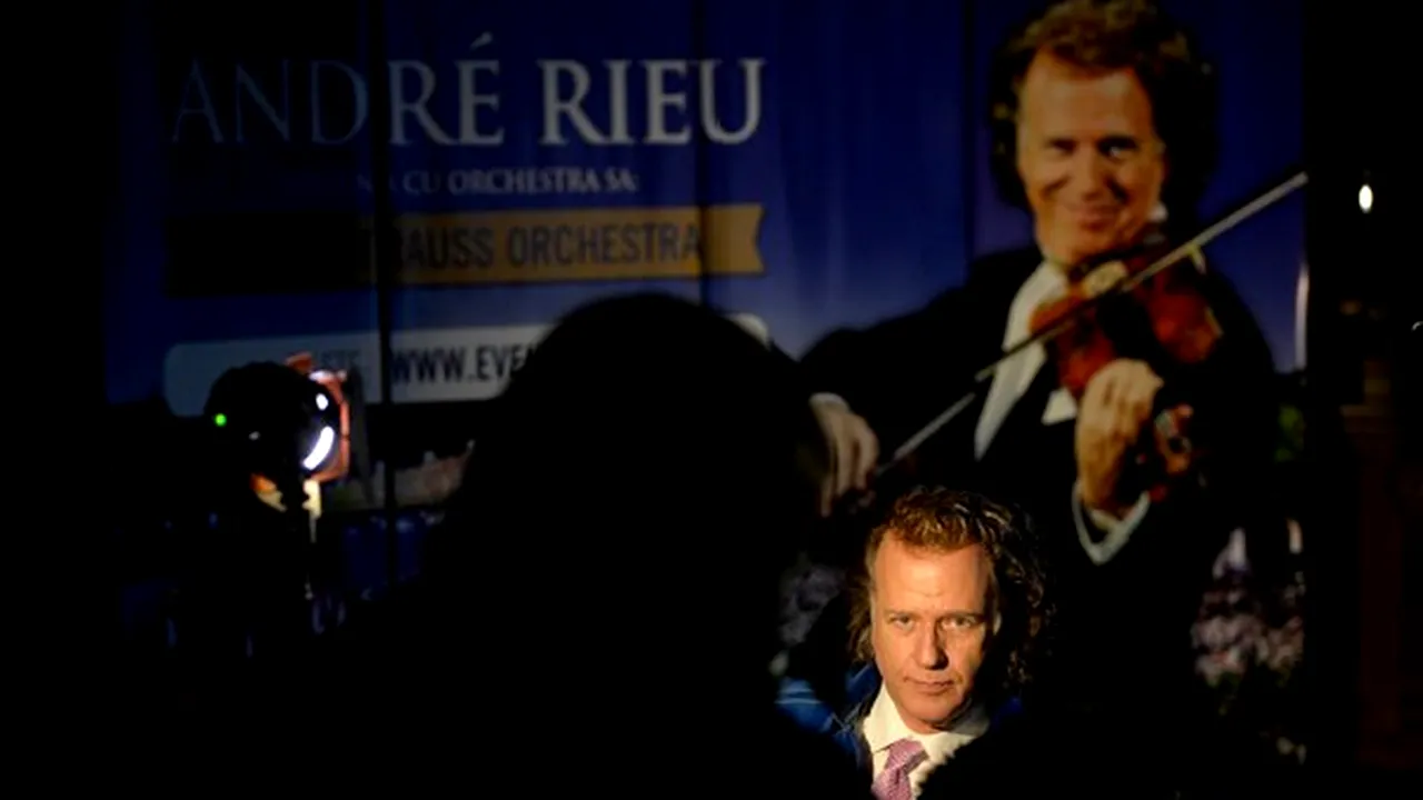 André Rieu va susţine trei concerte în Bucureşti, în iunie 2015. Biletele la primul spectacol, epuizate în trei ore de la punerea în vânzare - FOTO