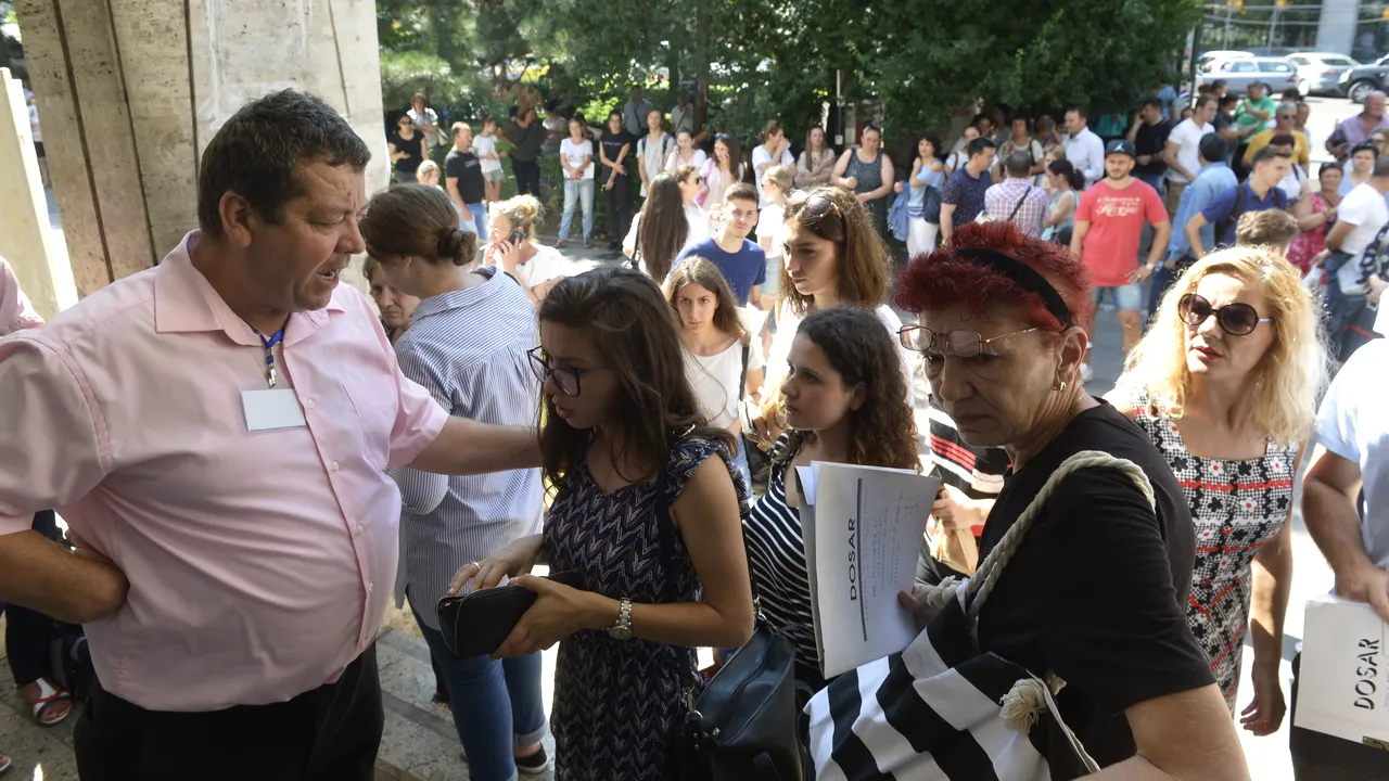 Rezultate BAC 2018 Sibiu. Notele primite de elevii din judeţul Sibiu la Bacalaureat 2018 afişate pe EDU.ro