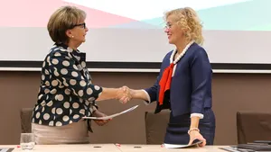 Cotă obligatorie de reprezentare pentru femei, în organizaţiile locale ale UDMR/ Organizaţia de Femei a UDMR sprijină iniţierea unor cursuri de autoapărare pentru femei