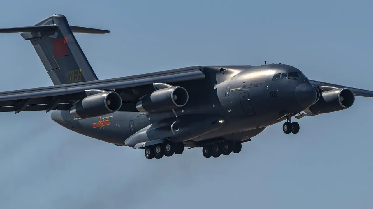 China, trasă la răspundere după ce zeci de avioane militare au zburat peste un stat malaezian interceptând aeronave de transport