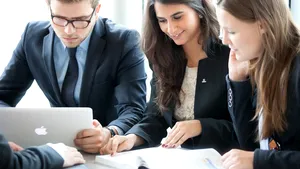 Eurostat: România şi Bulgaria au cel mai mic cost orar al forţei de muncă din ţările UE