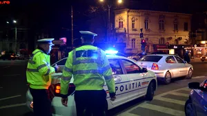 Verificări în masă în rândul taximetrişitilor şi şoferilor de Uber. La ce sumă s-au ridicat amenzile aplicate de poliţişti | VIDEO