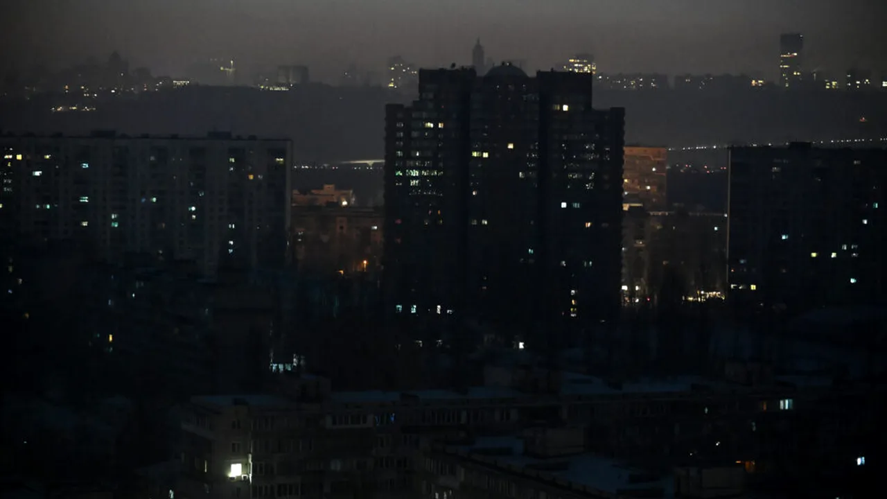 Atacul rusesc asupra Kievului a lăsat 1.330 de clădiri fără încălzire, afirmă primarul