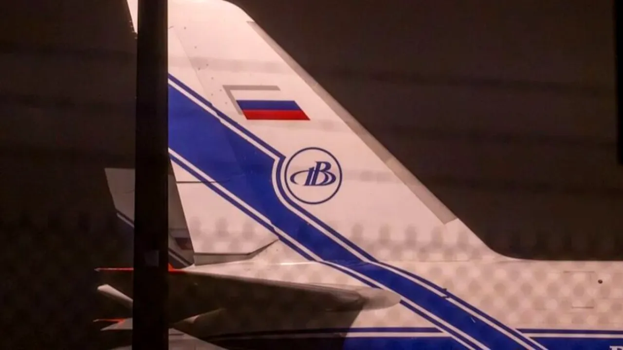 Alertă de securitate pe aeroporturile din două țări NATO. Un gard străpuns lângă avioane rusești și un obiect zburător misterios